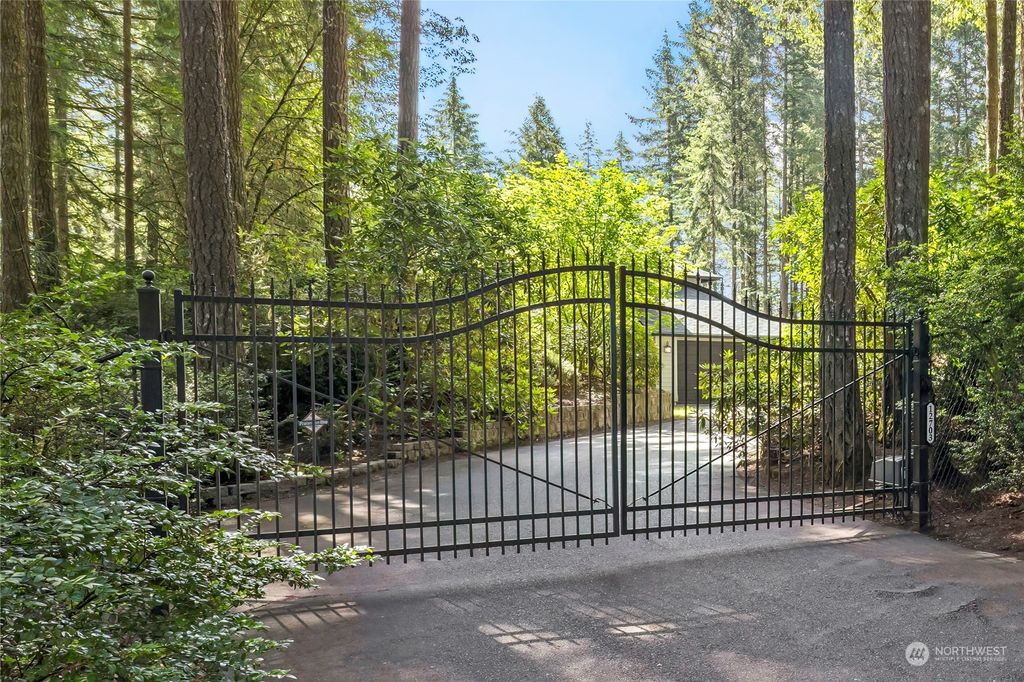 listing image 9360118892891512220