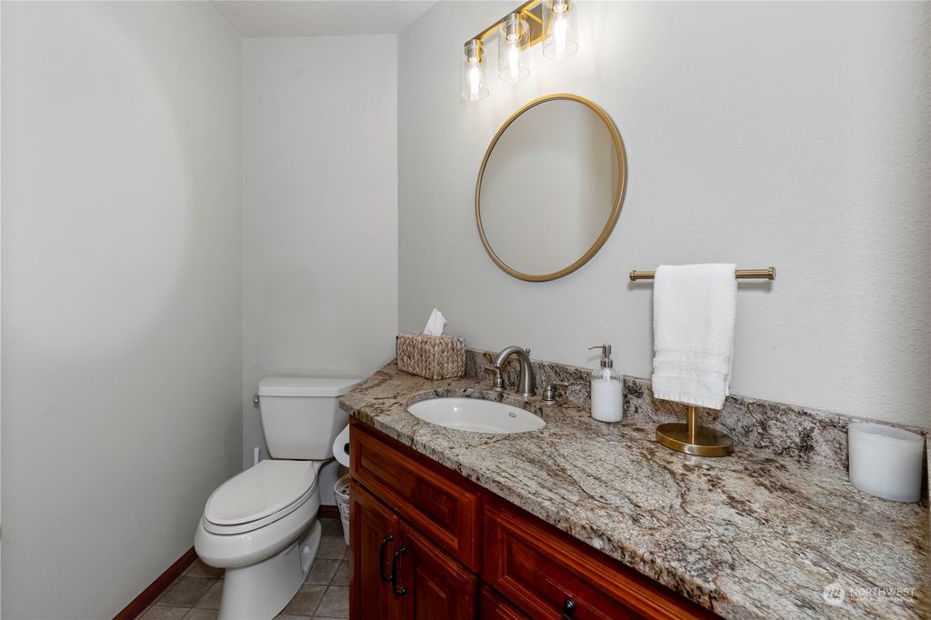 listing image 9364340630885972306