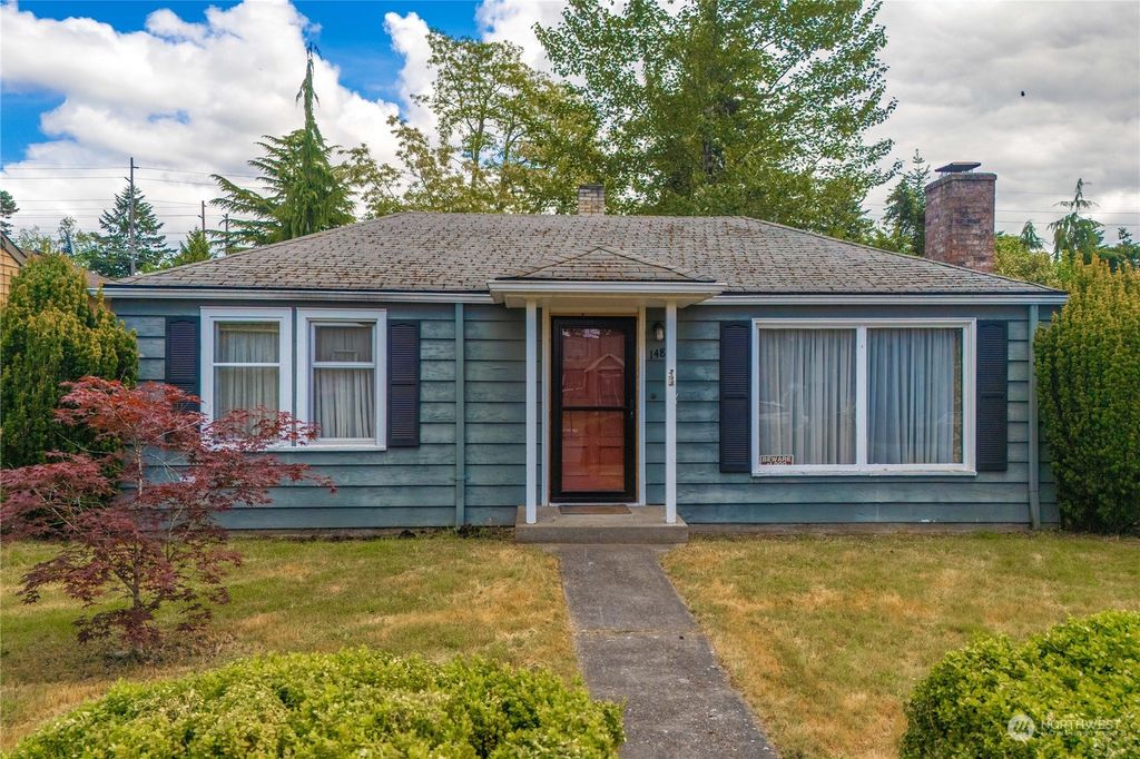 Photo of 14874 6th Avenue NE, Shoreline, WA 98155 (MLS # 2243844)