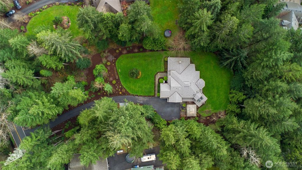 Photo of 11235 Upper Preston Road SE, Issaquah, WA 98027 (MLS # 2353347)