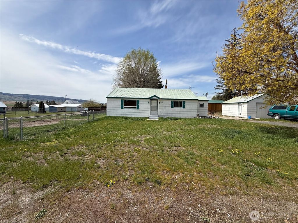 Photo of 306 S Adams Street, Waterville, WA 98858 (MLS # 2509819)
