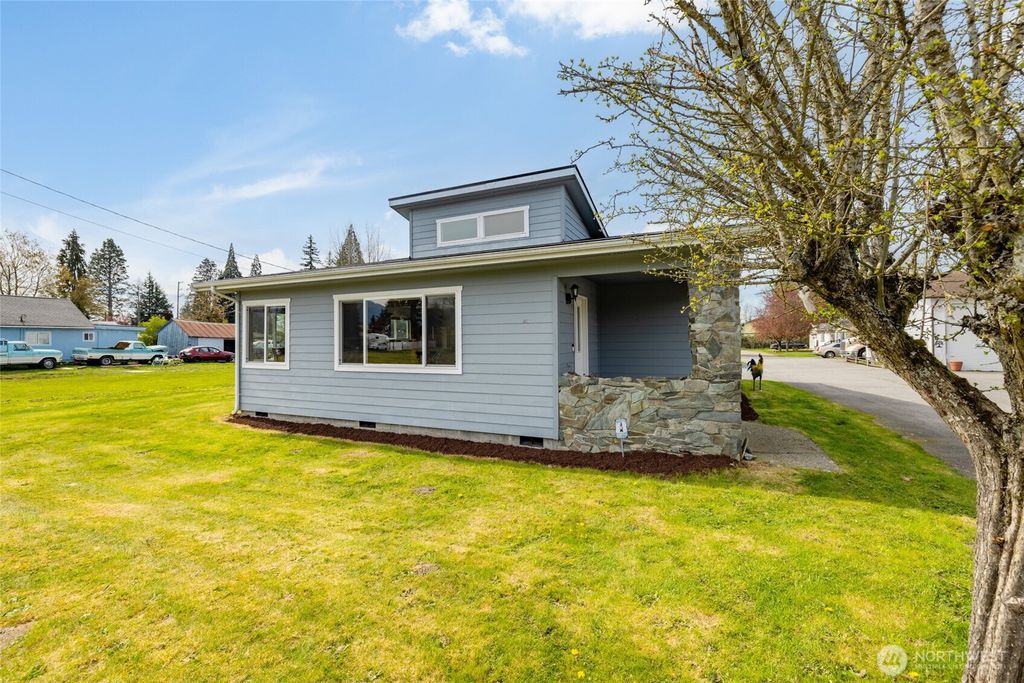 Photo of 120 N Reed Street, Sedro Woolley, WA 98284 (MLS # 2501358)