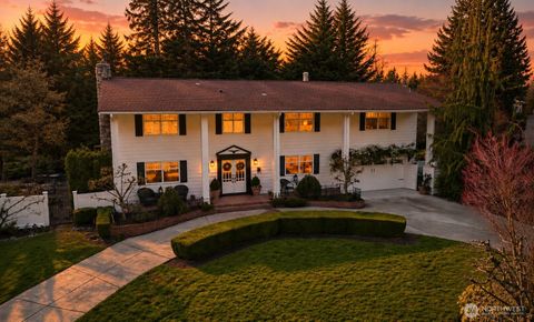 Photo of 10506 Robin Hood Drive, Edmonds, WA 98020 (MLS # 2527736)
