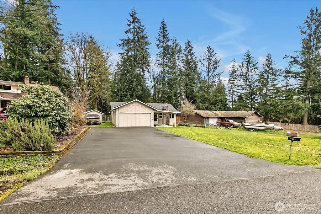 Photo of 15706 203rd Place SE, Renton, WA 98059 (MLS # 2354390)