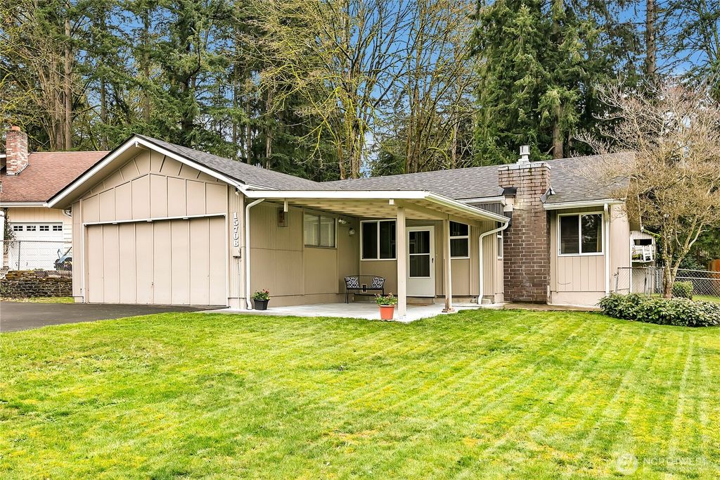 Photo of 15706 203rd Place SE, Renton, WA 98059 (MLS # 2354390)