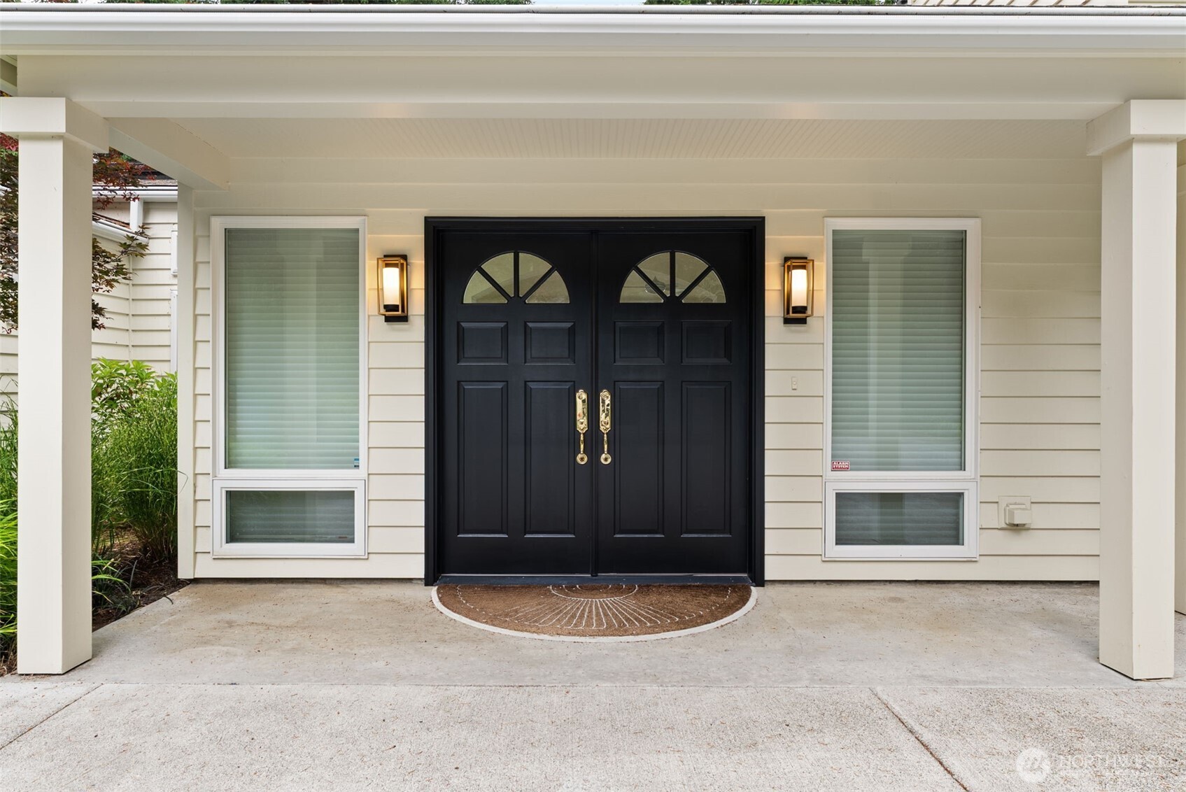 3236 Gravelly Beach Loop NW