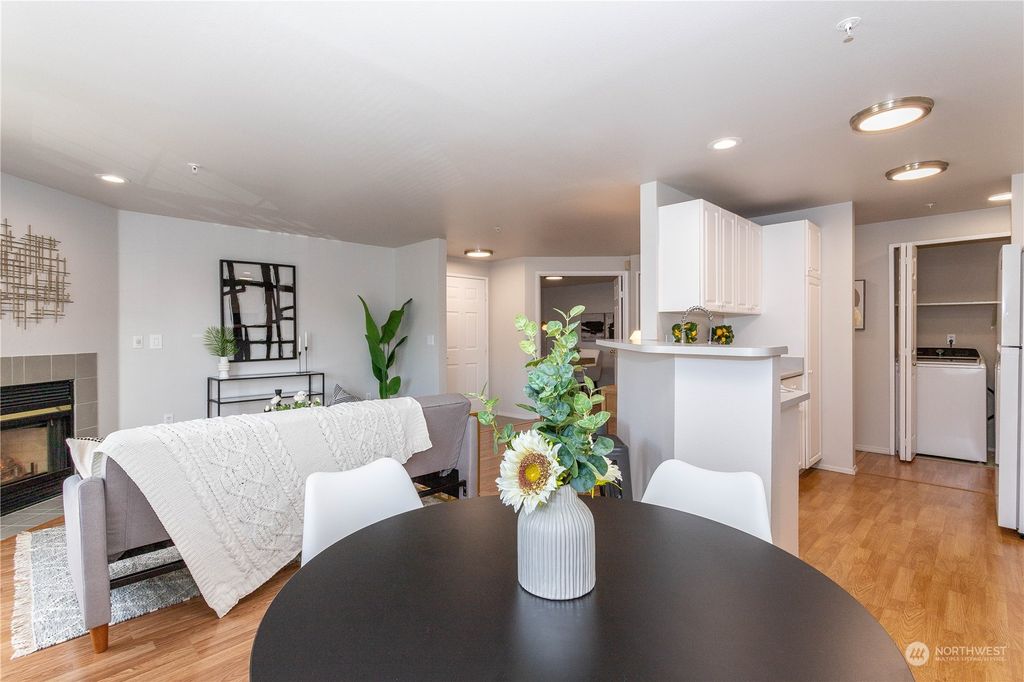 Photo of 10824 SE 170th Street #B202, Renton, WA 98055 (MLS # 2042855)