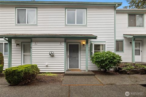 Photo of 1721 SW 318th Place #48D, Federal Way, WA 98023 (MLS # 2502114)