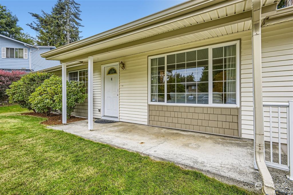 Photo of 22020 6th Avenue W, Bothell, WA 98021 (MLS # 2137588)