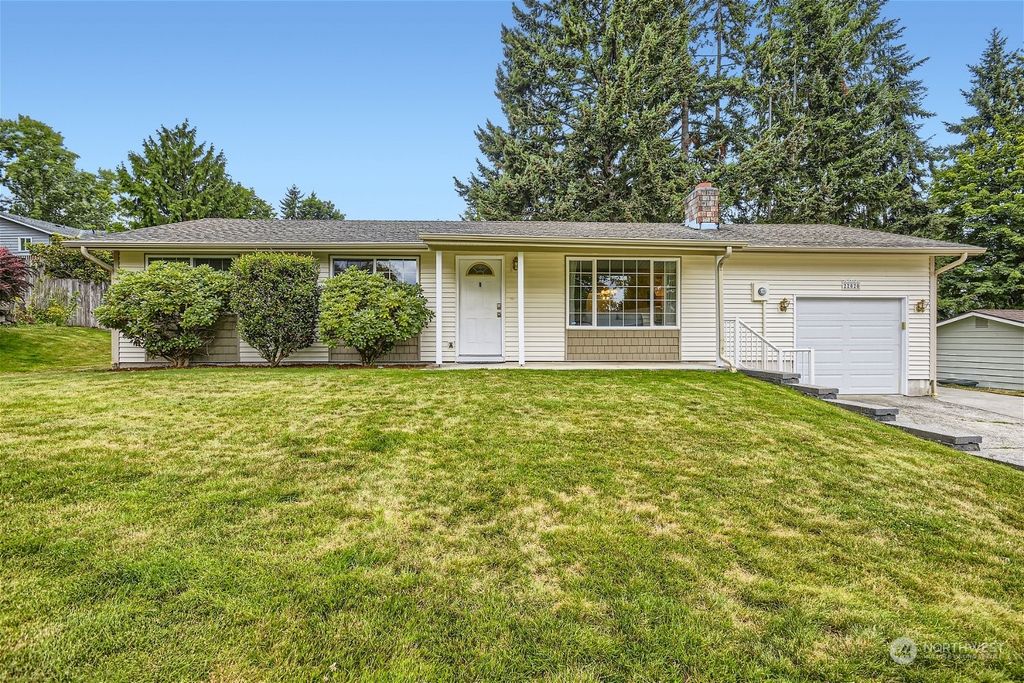 Photo of 22020 6th Avenue W, Bothell, WA 98021 (MLS # 2137588)