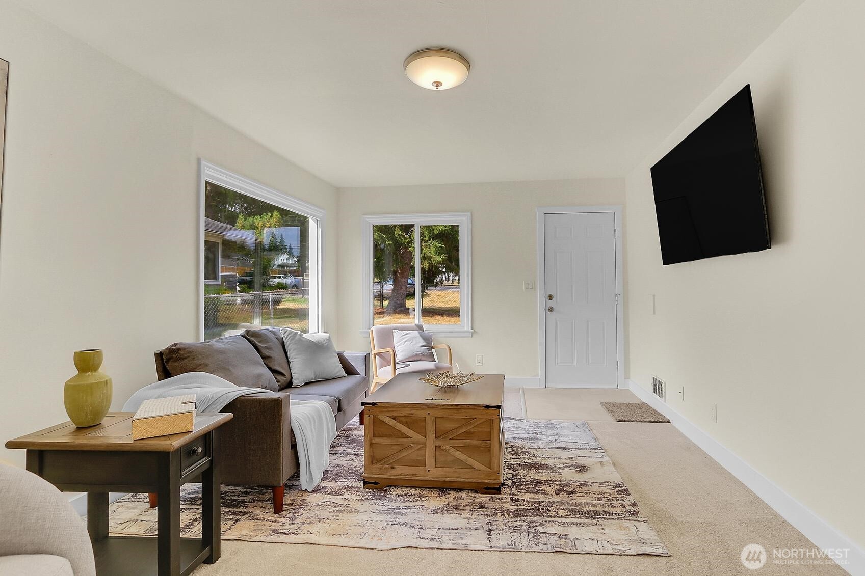 6611 Commercial Avenue 3