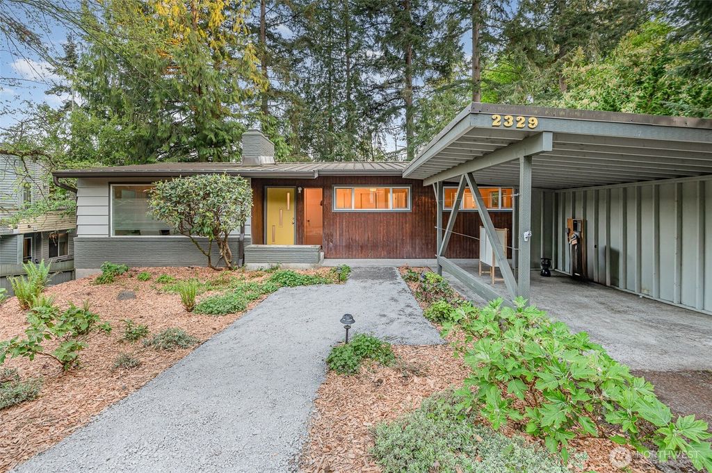 Photo of 2329 NE 103rd Street, Seattle, WA 98125 (MLS # 2429340)
