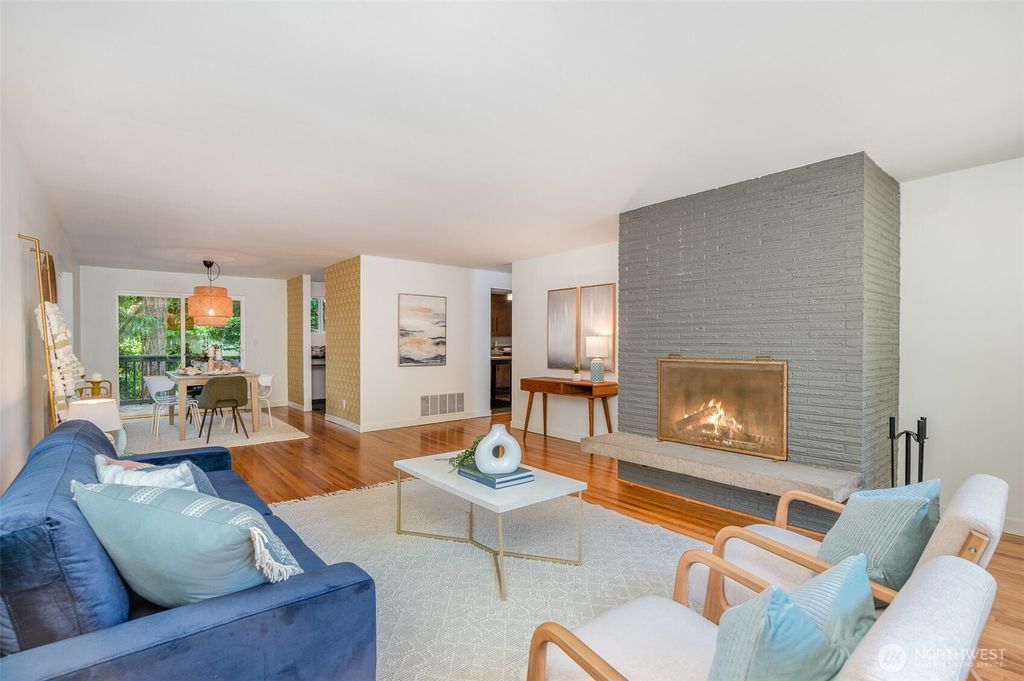 Photo of 2329 NE 103rd Street, Seattle, WA 98125 (MLS # 2429340)