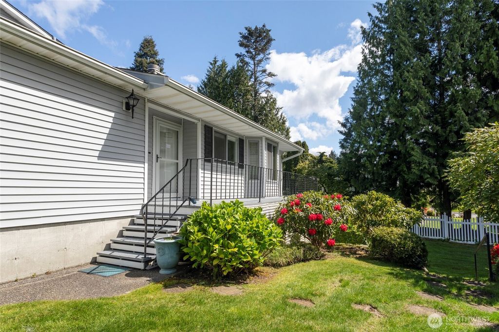 Photo of 32430 2nd Place S #116, Federal Way, WA 98003 (MLS # 2371236)