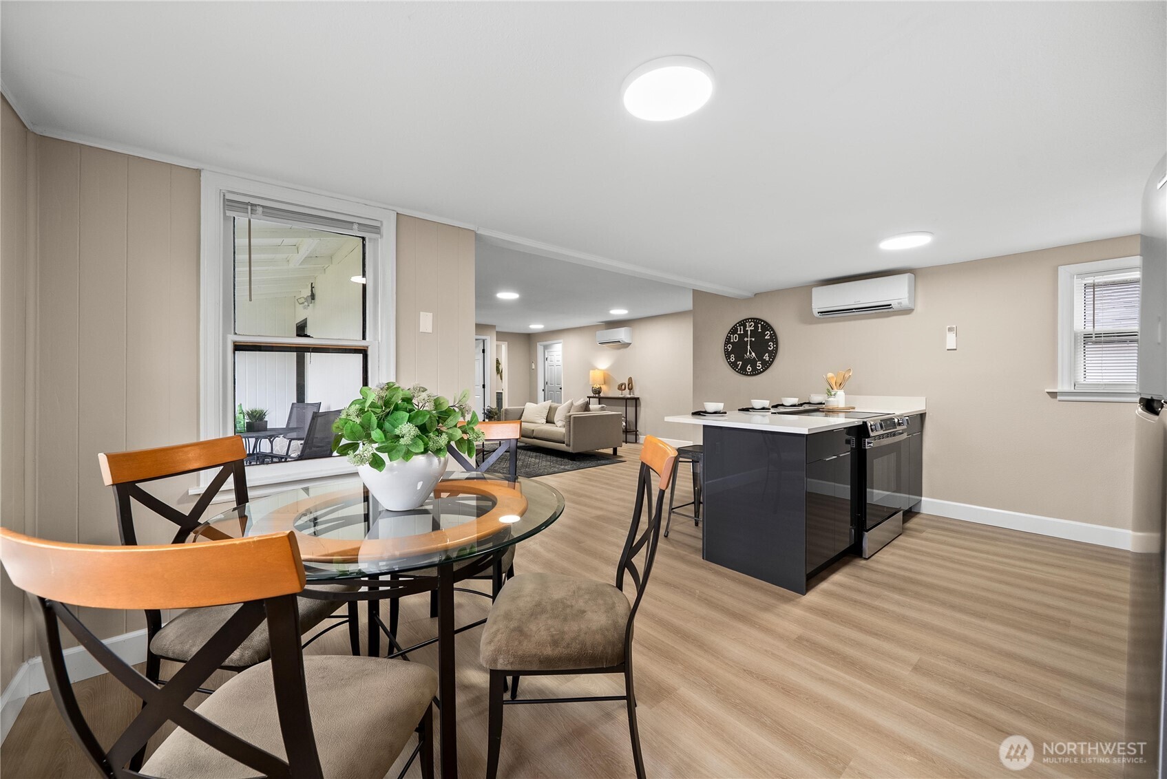 11101 Bingham Avenue E