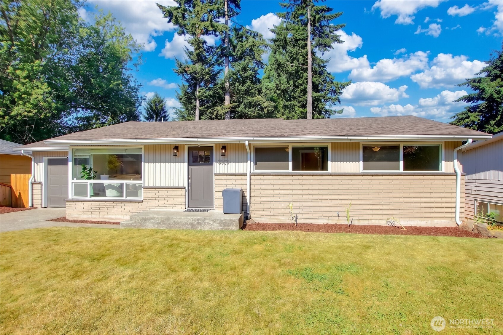 2025 Edmonds Avenue NE