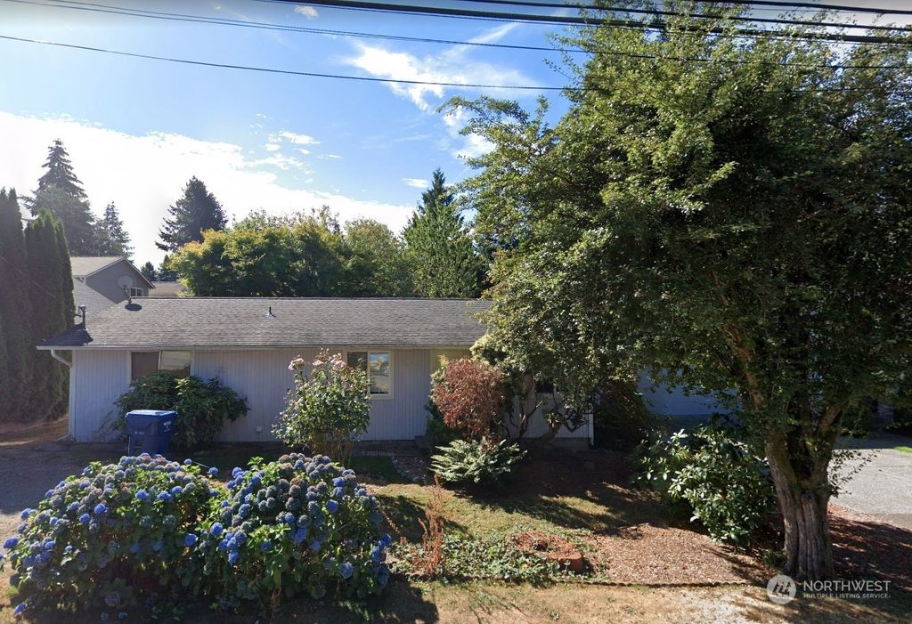 Photo of 3633 NE 120th Street, Seattle, WA 98125 (MLS # 2019300)
