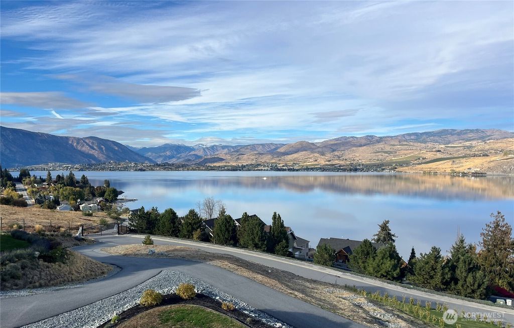 Photo of 191 Grandview Lane LN, Chelan, WA 98816 (MLS # 2523960)