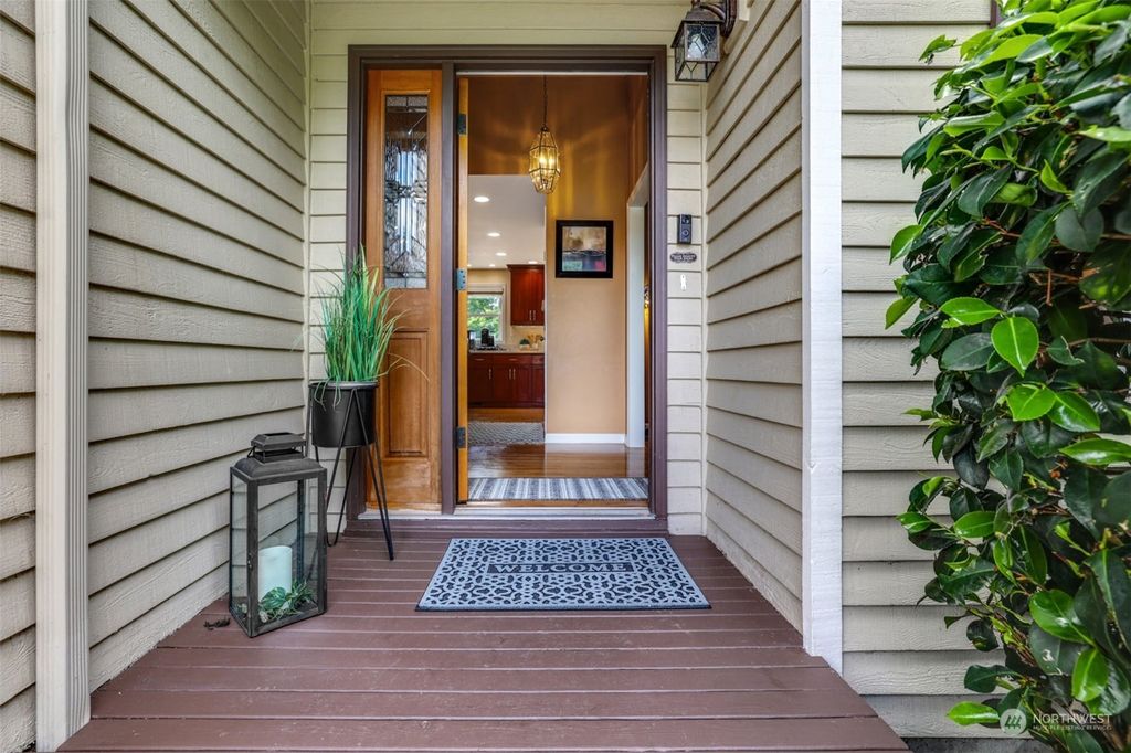 Photo of 2222 135th Street SE, Mill Creek, WA 98012 (MLS # 2074325)
