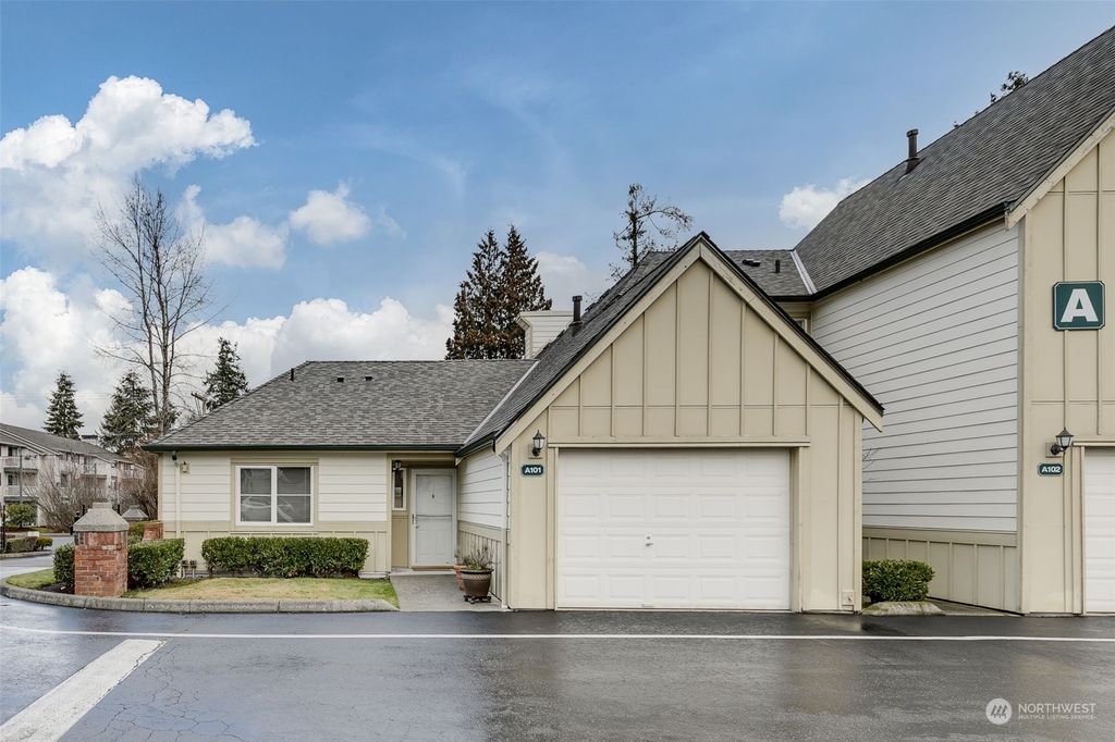 Photo of 1600 121st Street SE #A101, Everett, WA 98208 (MLS # 2032735)