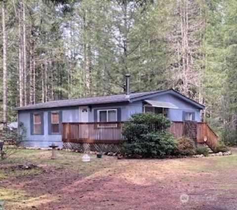 Photo of 531 N Mountain View Drive, Hoodsport, WA 98548 (MLS # 2495799)