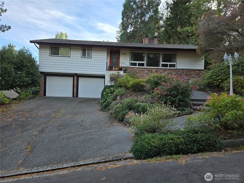 Photo of 415 N 179th Place #lower, Shoreline, WA 98133 (MLS # 2442687)