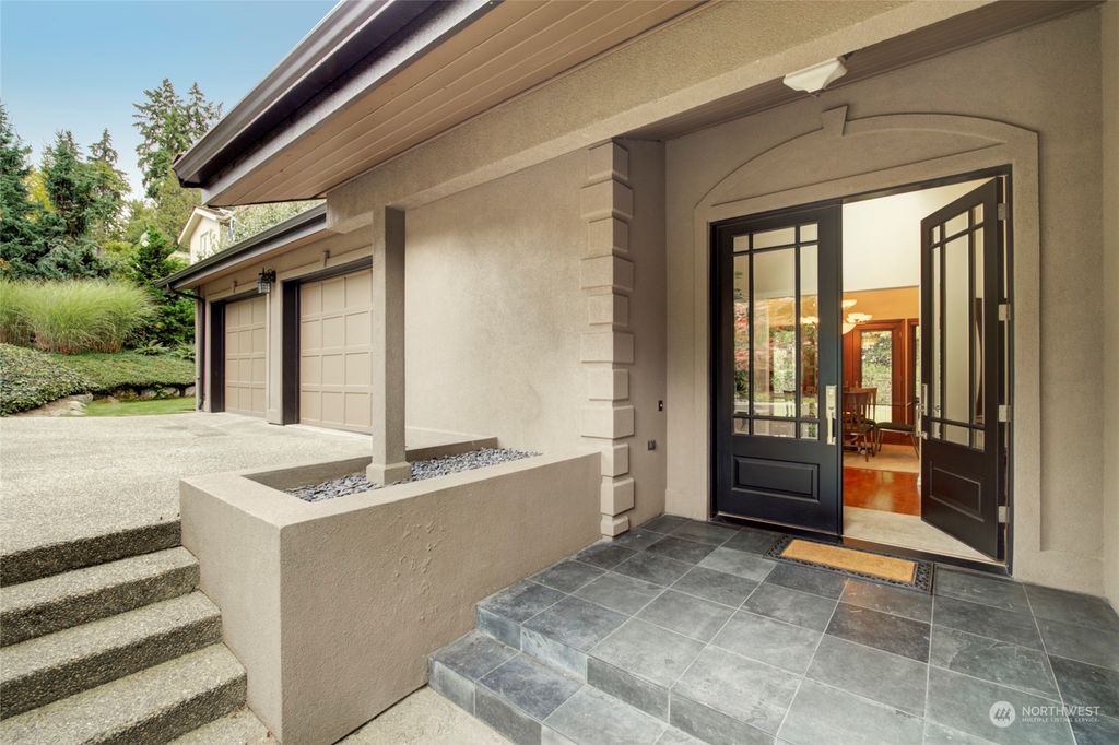 Photo of 9906 SE 5th Place, Bellevue, WA 98004 (MLS # 2183493)