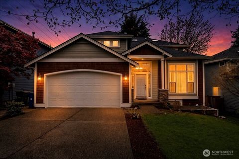 Photo of 12421 NE 103rd Place, Kirkland, WA 98033 (MLS # 2512324)