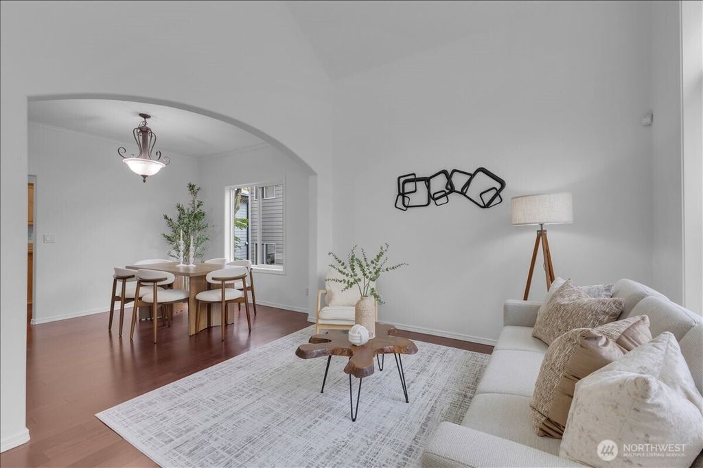 Photo of 12421 NE 103rd Place, Kirkland, WA 98033 (MLS # 2512324)