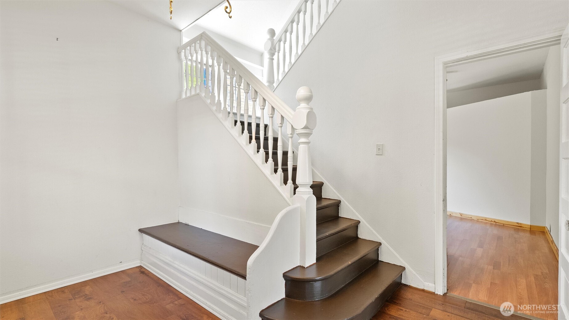 445 Crescent Street