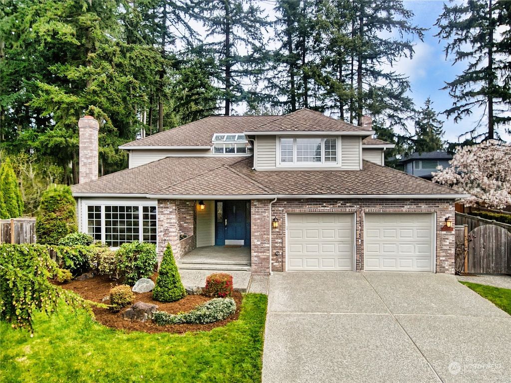 Photo of 15726 29th Drive SE, Mill Creek, WA 98012 (MLS # 2060027)