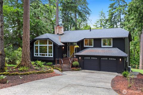 Photo of 145 Mt Pilchuck Avenue SW, Issaquah, WA 98027 (MLS # 2534710)