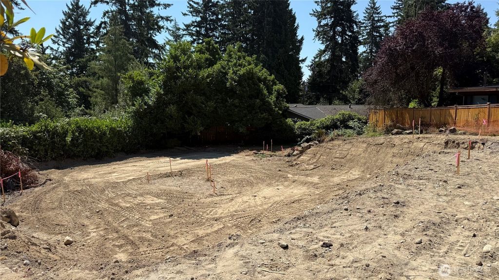 Photo of 16517 2nd Place, Bellevue, WA 98008 (MLS # 2435198)