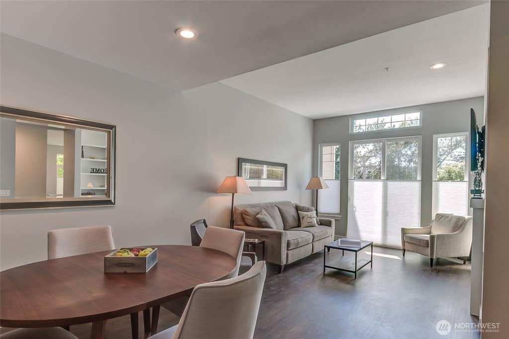 Photo of 3500 E Lake Sammamish Parkway SE #2-105, Sammamish, WA 98075 (MLS # 2557252)