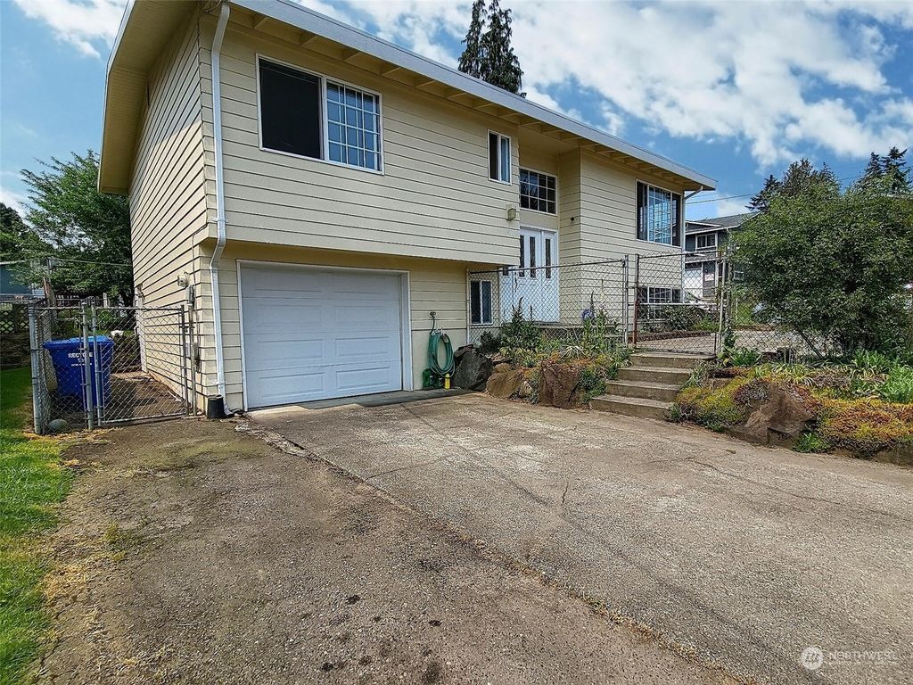 Photo of 8501 39th Avenue S, Seattle, WA 98118 (MLS # 2071225)