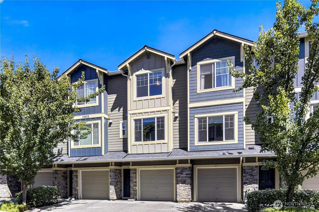 Photo of 13415 46th Ave Se AVE #5, Bothell, WA 98012 (MLS # 2562223)