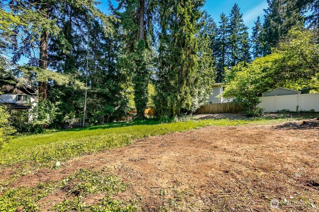 15712 Greenwood Avenue N