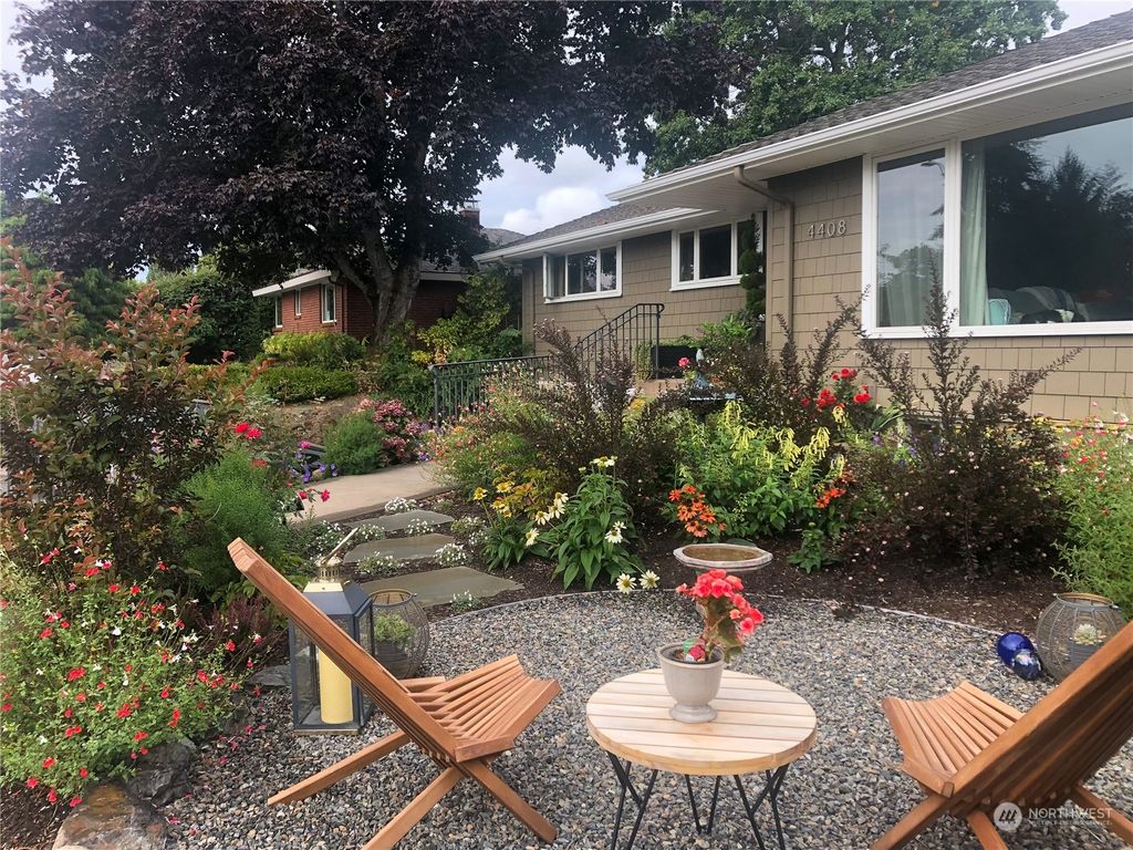 Photo of 4408 NE 74th Street, Seattle, WA 98115 (MLS # 2047563)