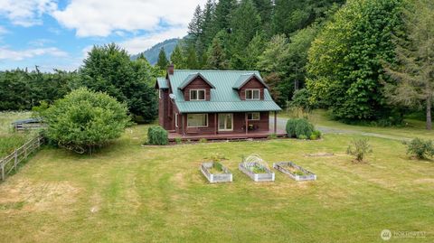 6373 Eastwood Road Deming WA 98244