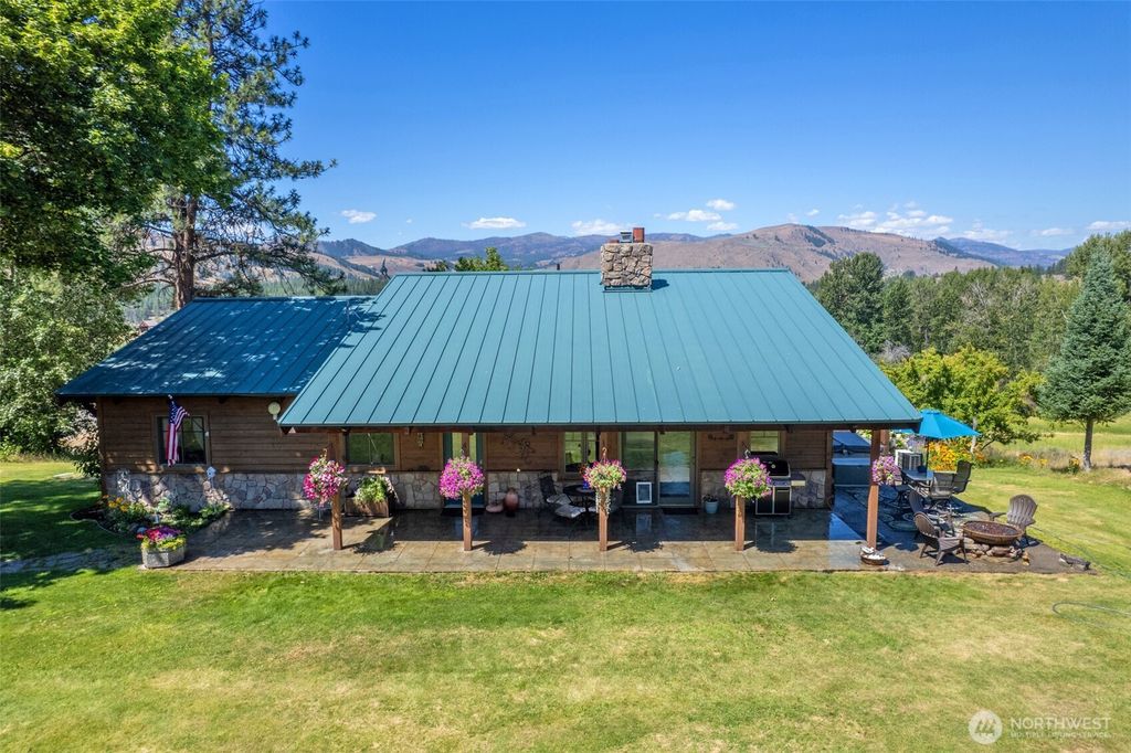 Photo of 54 Wilson Road, Winthrop, WA 98862 (MLS # 2505823)