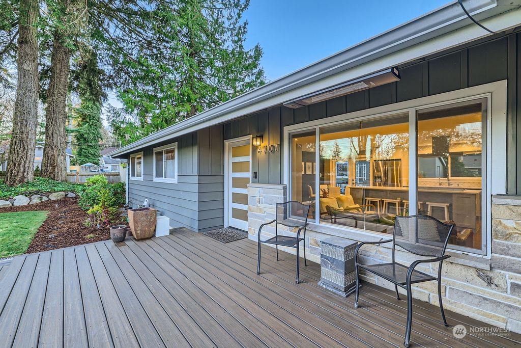 Photo of 4707 227th Street SW, Mountlake Terrace, WA 98043 (MLS # 2316194)