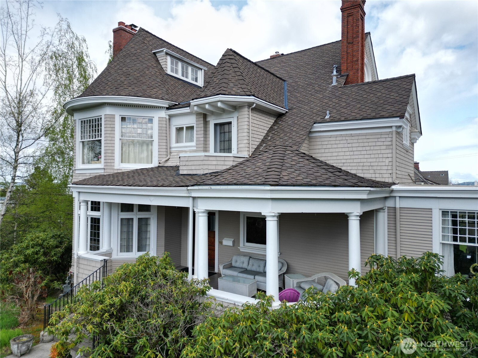 523 N Tacoma Avenue