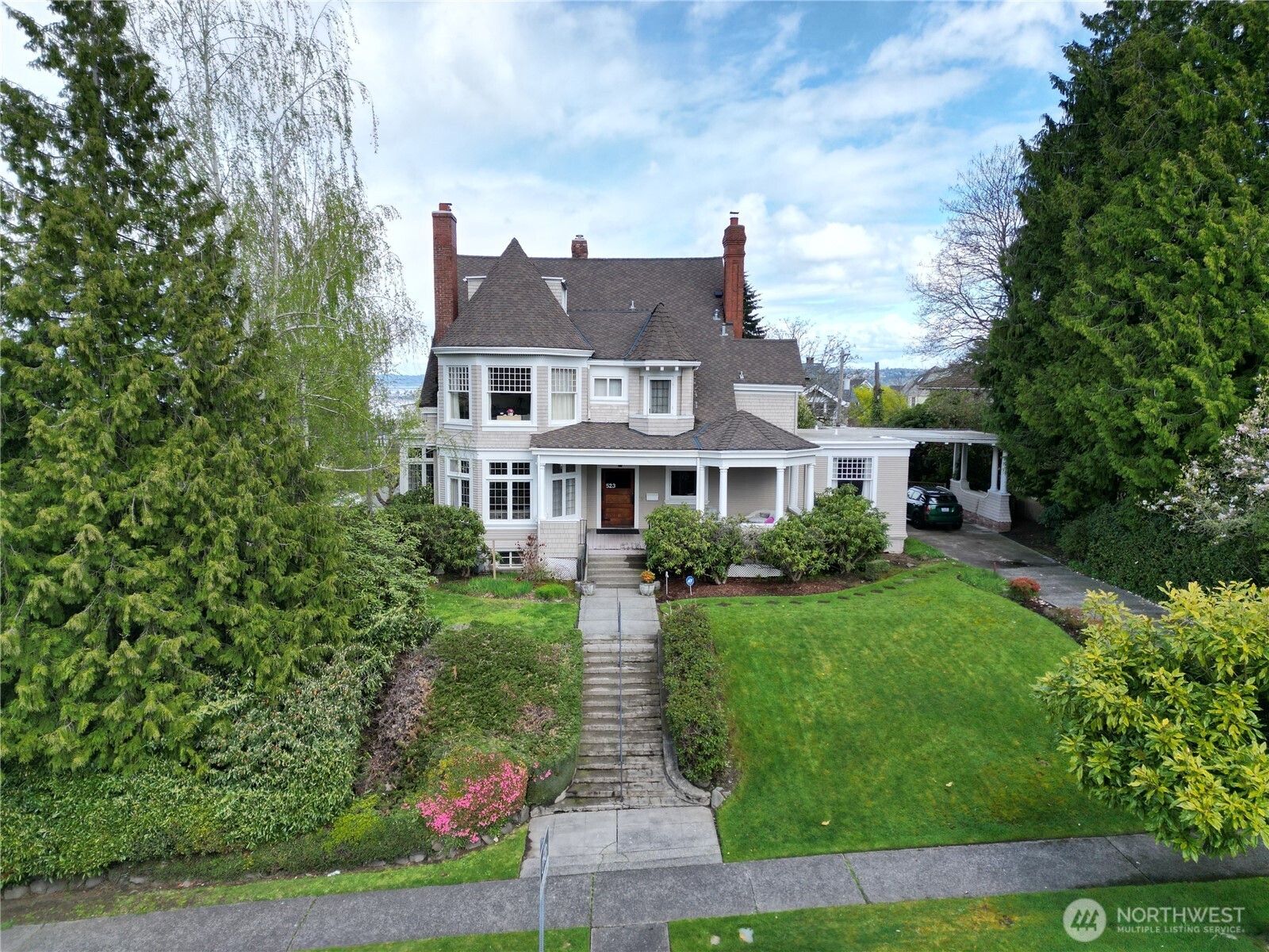 523 N Tacoma Avenue
