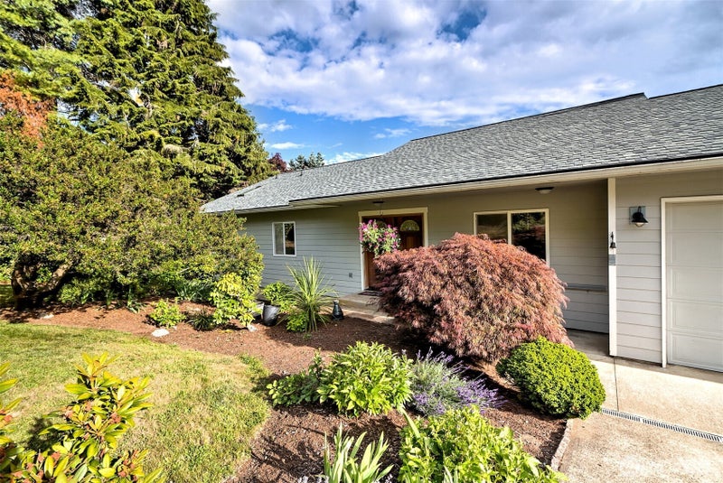 220 SE Sells Drive