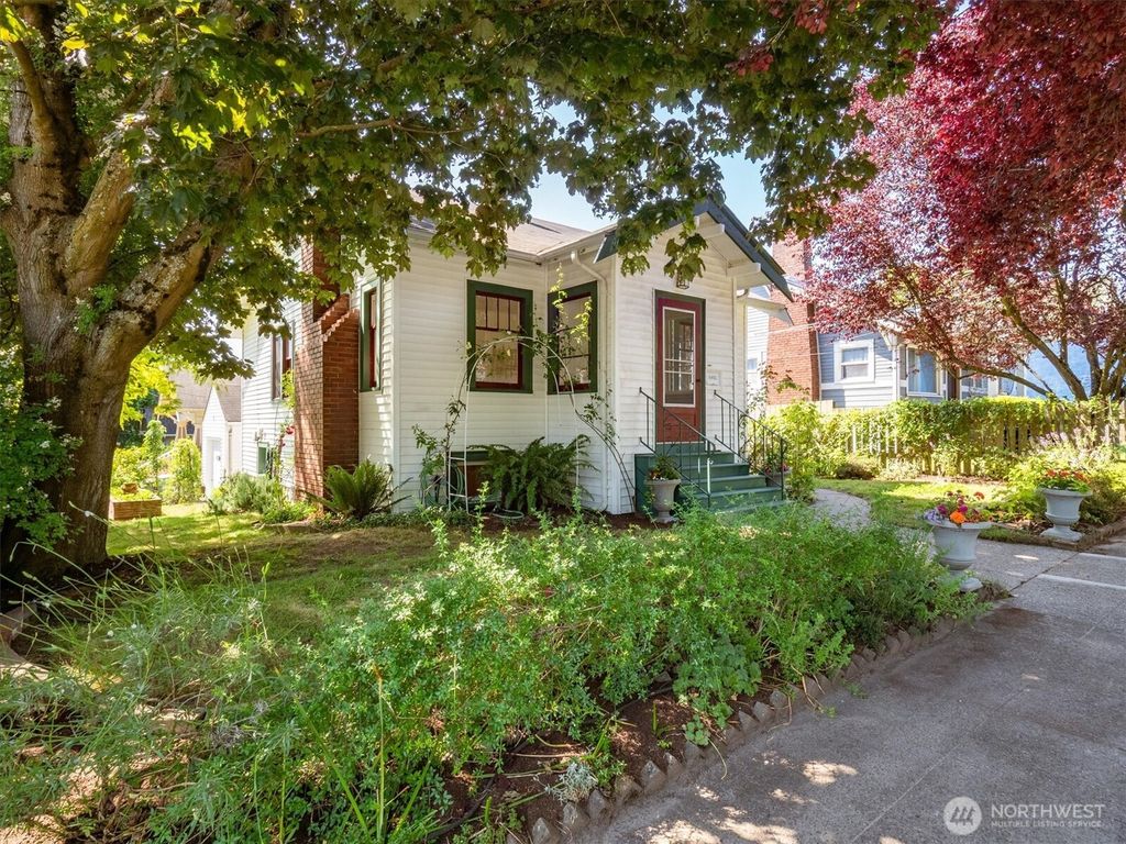 Photo of 5403 6th Avenue NW, Seattle, WA 98107 (MLS # 2388148)