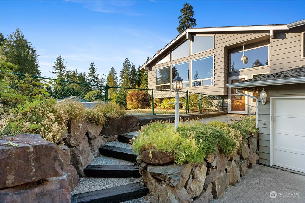 Photo of 4629 144th Drive SE, Snohomish, WA 98290 (MLS # 2144842)