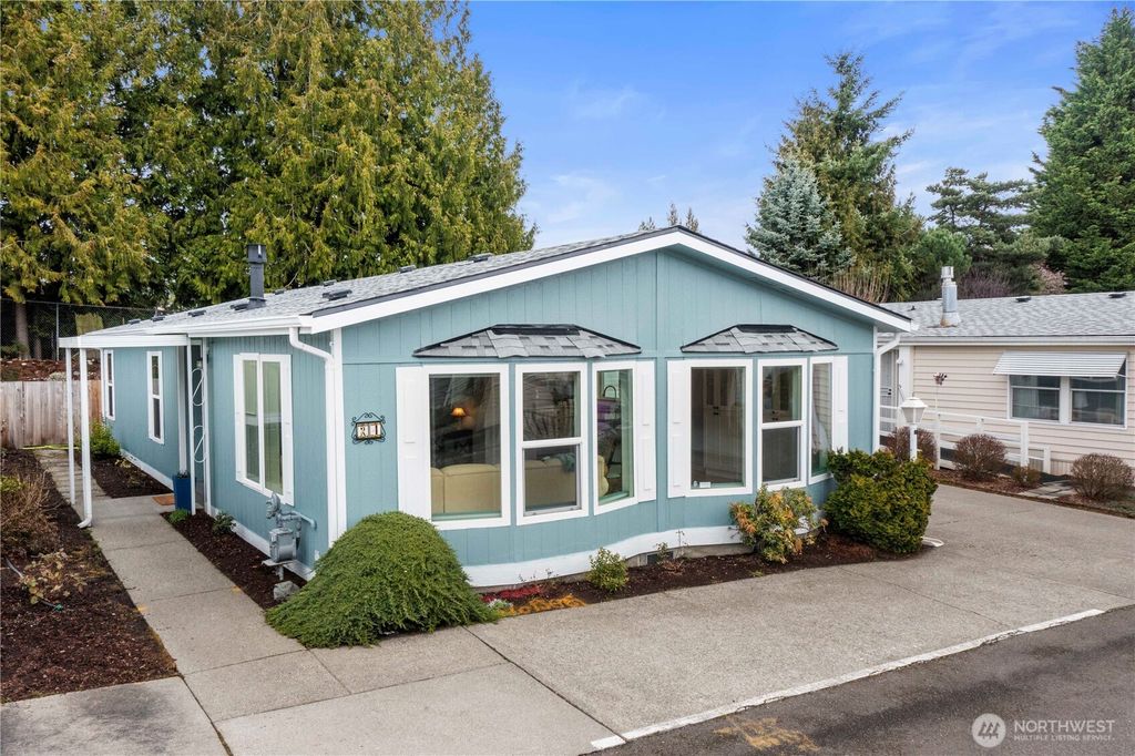 Photo of 32820 20th Ave S Ave #24, Federal Way, WA 98003 (MLS # 2484364)