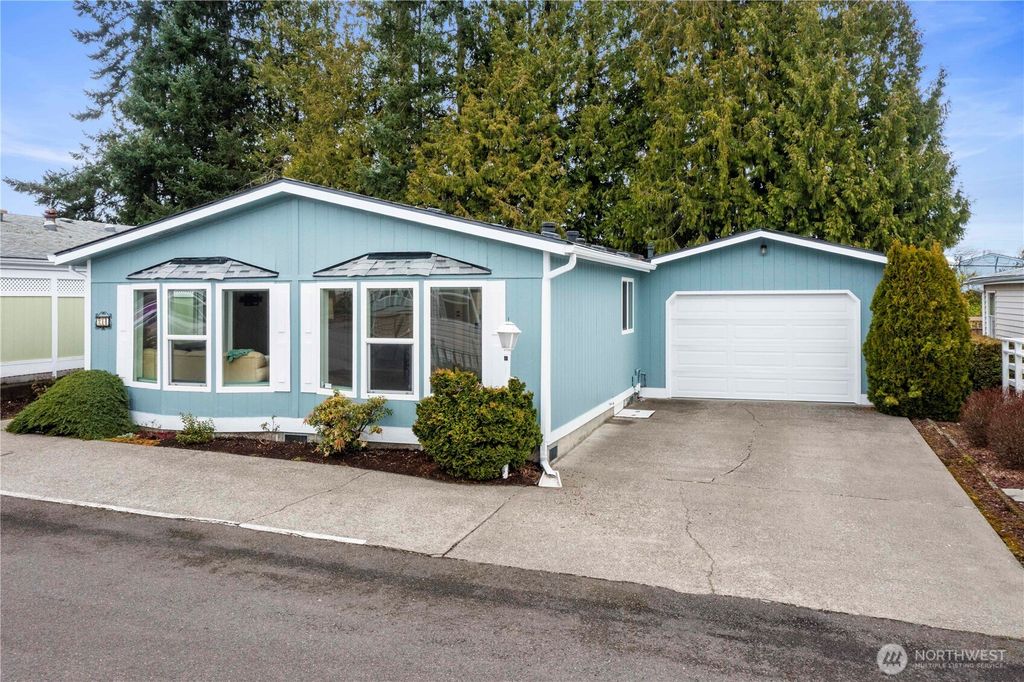 Photo of 32820 20th Ave S Ave #24, Federal Way, WA 98003 (MLS # 2484364)