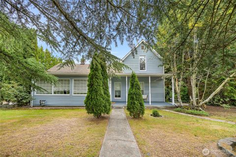 Photo of 815 Boblett Street, Blaine, WA 98230 (MLS # 2436756)