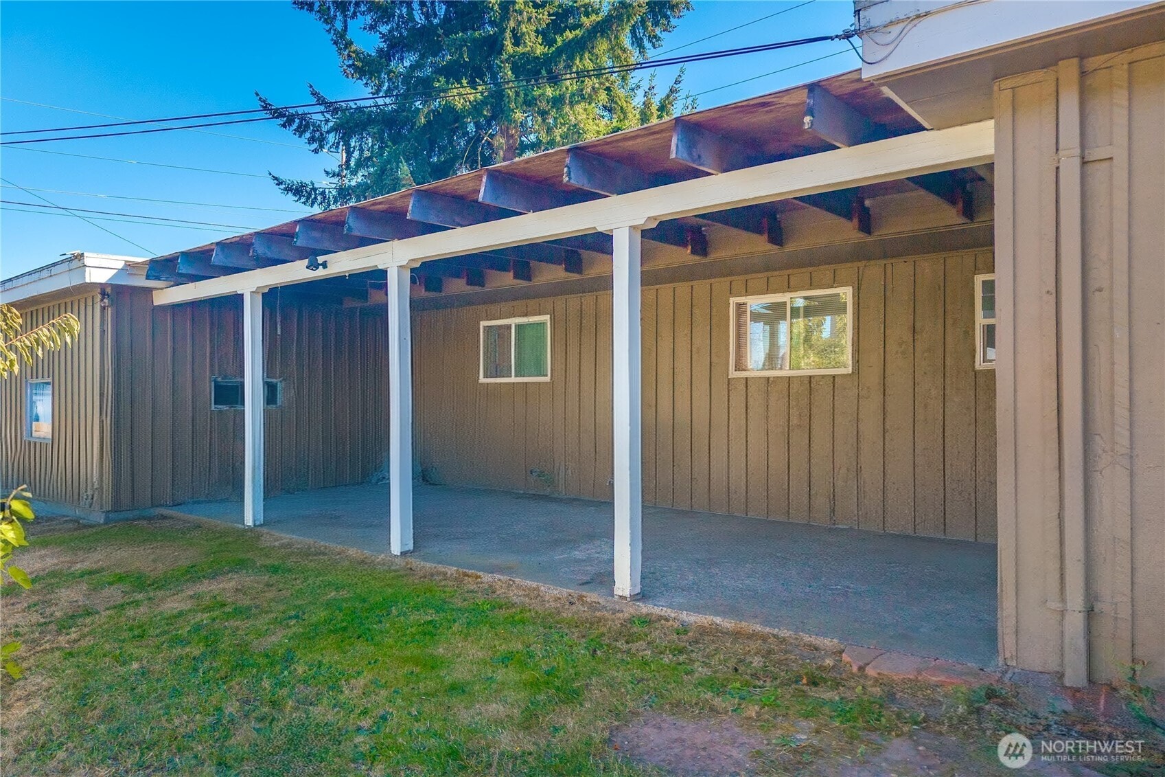 1561 S 35th Street